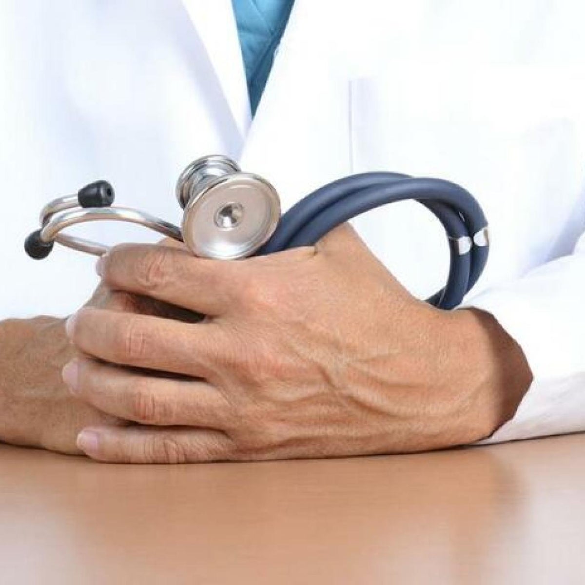 Procuraduria investiga personal de la salud