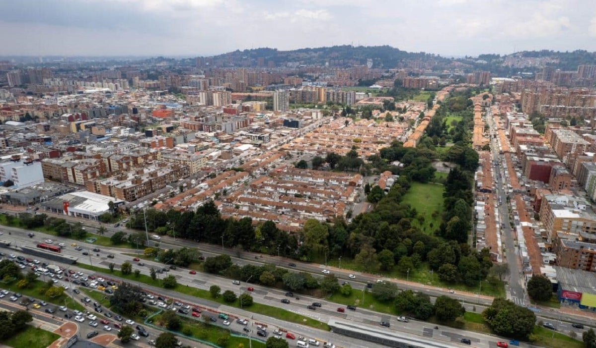 Obras de Bogotá en riesgo de parálisis por Minambiente