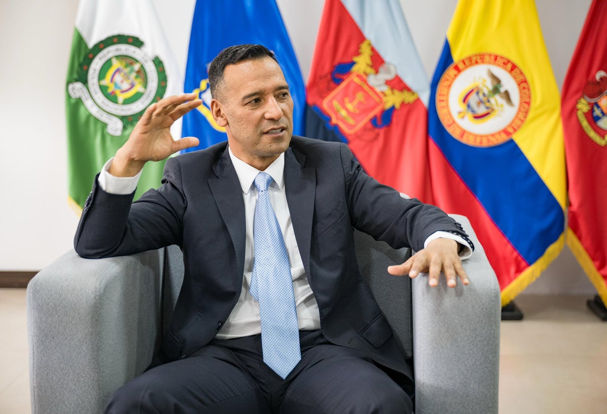 Pedro Sánchez; Ministro de Defensa