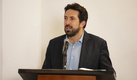 Salida de minhacienda fue capricho de Petro, según gremios