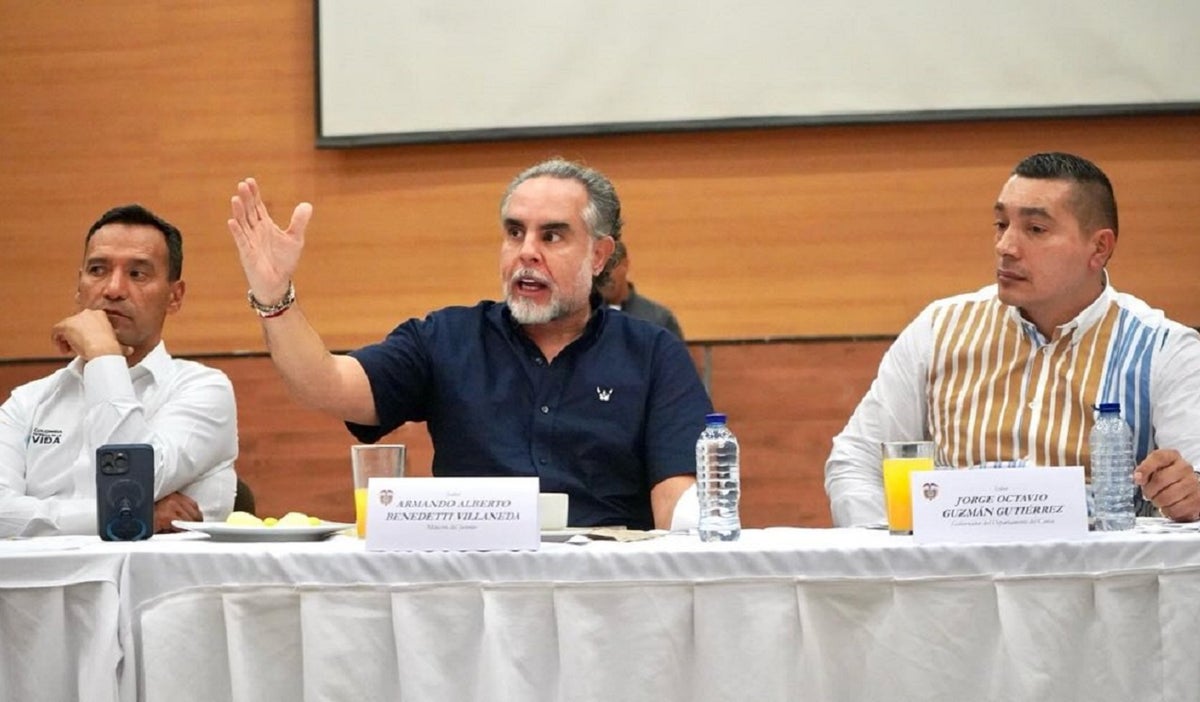 Wilson Ruiz denuncia a Armando Benedetti y Adelina Covo