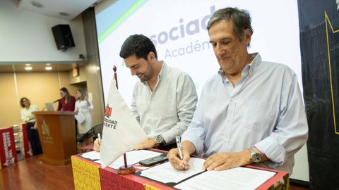 Firma de convenio entre la Universidad del Norte y AMV.
