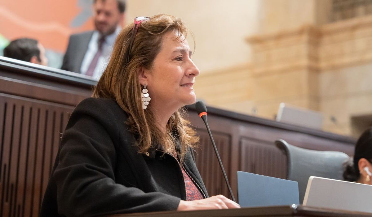 Angela María Buitrago