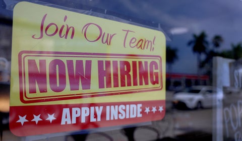 Cómo funciona E-Verify para trabajar en Florida, EE.UU.