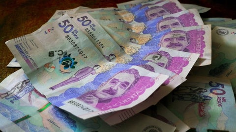 Pesos colombianos