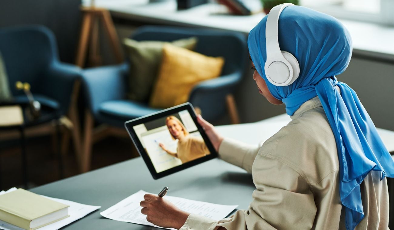 ¿Educación virtual reemplazará la presencial?: dice experto