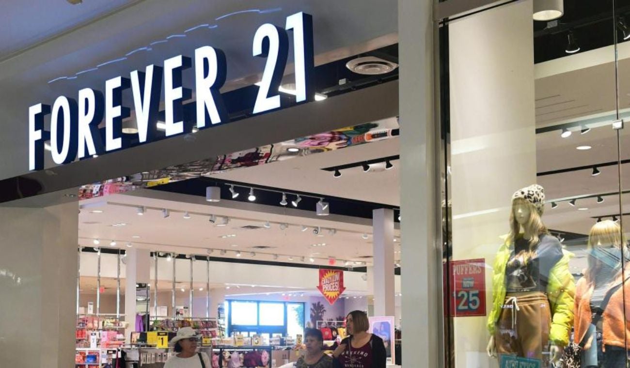Marca de ropa en COLOMBIA que estaba en QUIEBRA vuelve