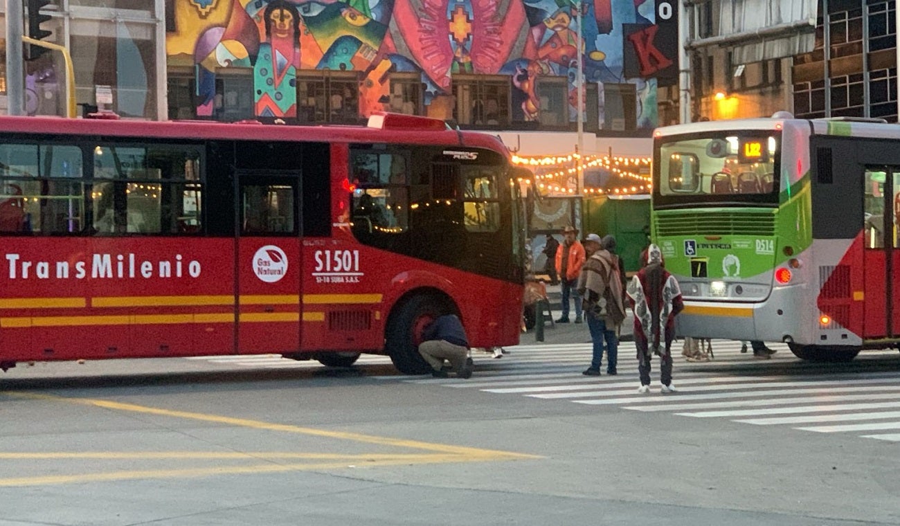 Gobierno suspende diálogos con indígenas por violencia en Bogotá