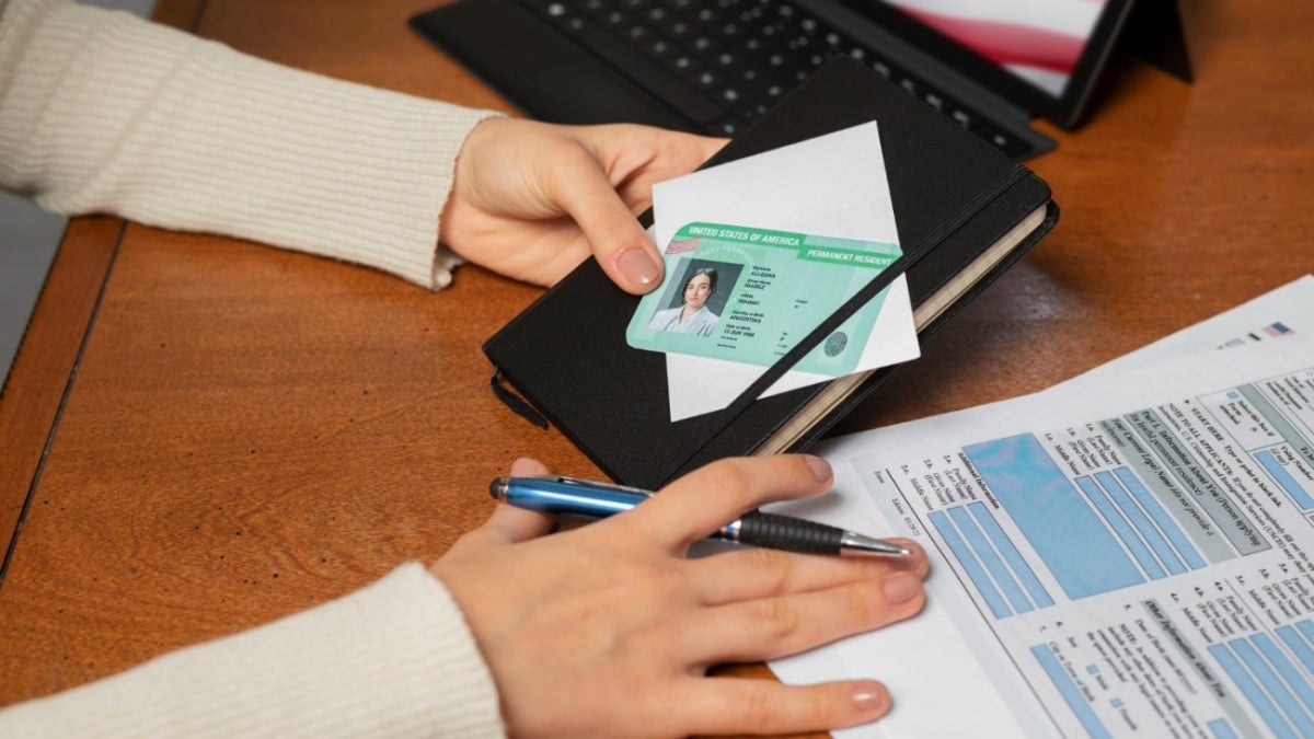NUEVO REQUISITO para pedir RESIDENCIA por MATRIMONIO en EEUU