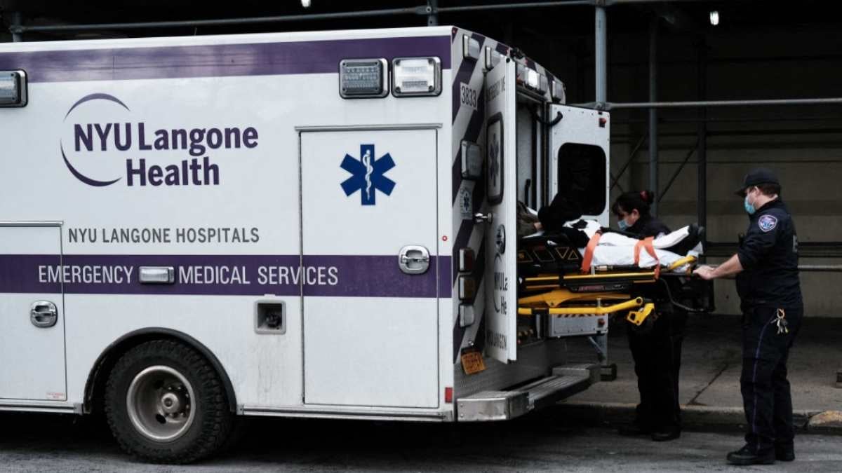 Hospitales de Nueva York atenderán a migrantes