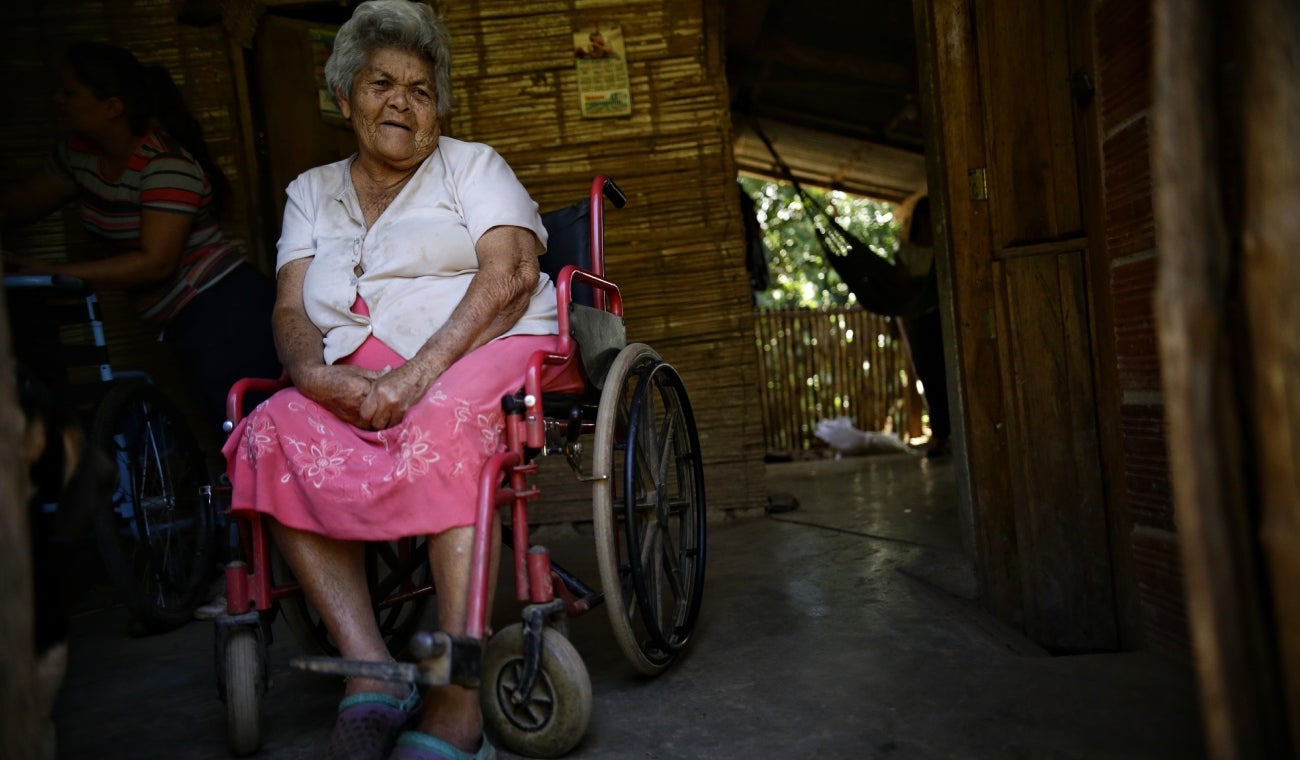 Mujer de la tercera edad