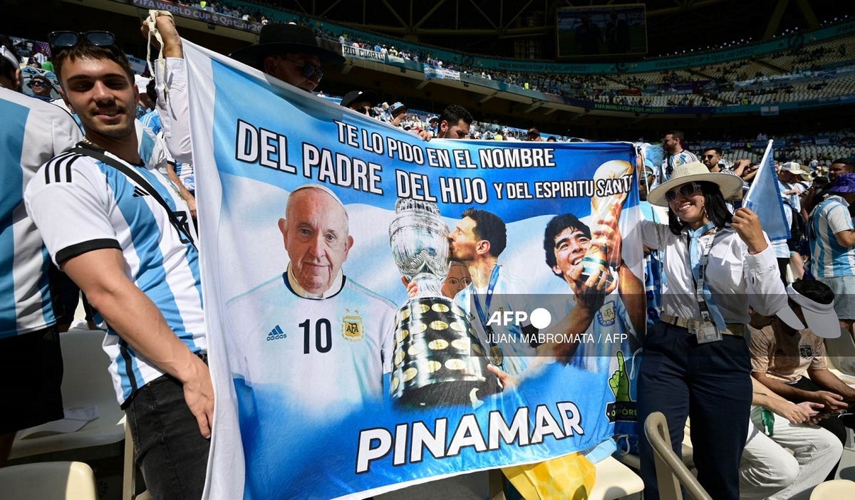 Papa Francisco eligió mejor jugador entre Maradona y Messi