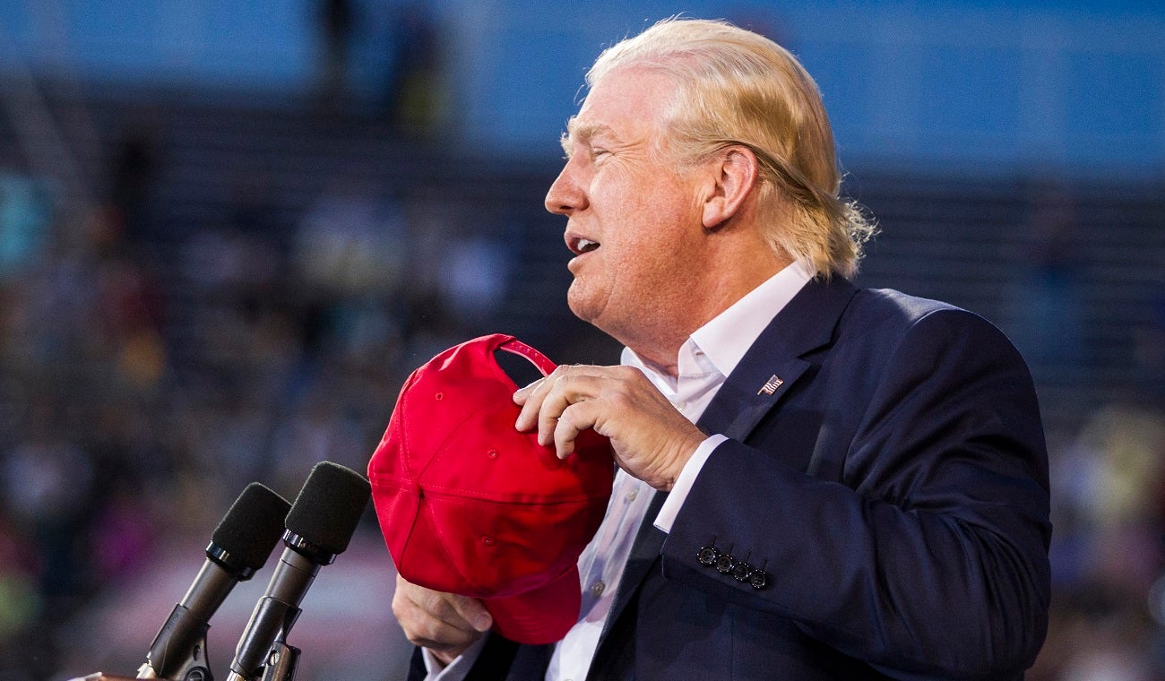 Trump ordena aumentar presión en las duchas de EE.UU.