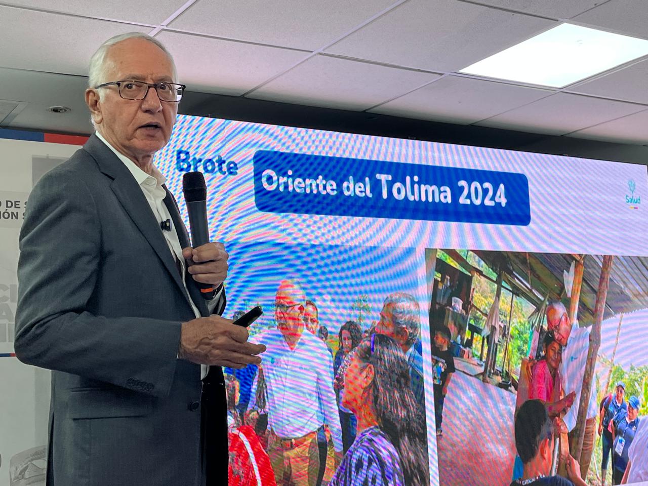 Ministro de salud, Guillermo Alfonso Jaramillo.