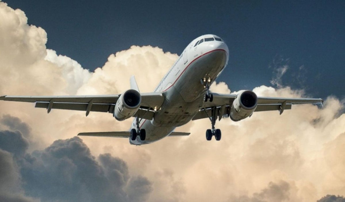 Avión