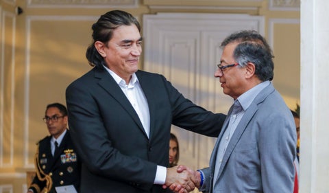 Gustavo Bolívar y Gustavo Petro, en la Casa de Nariño