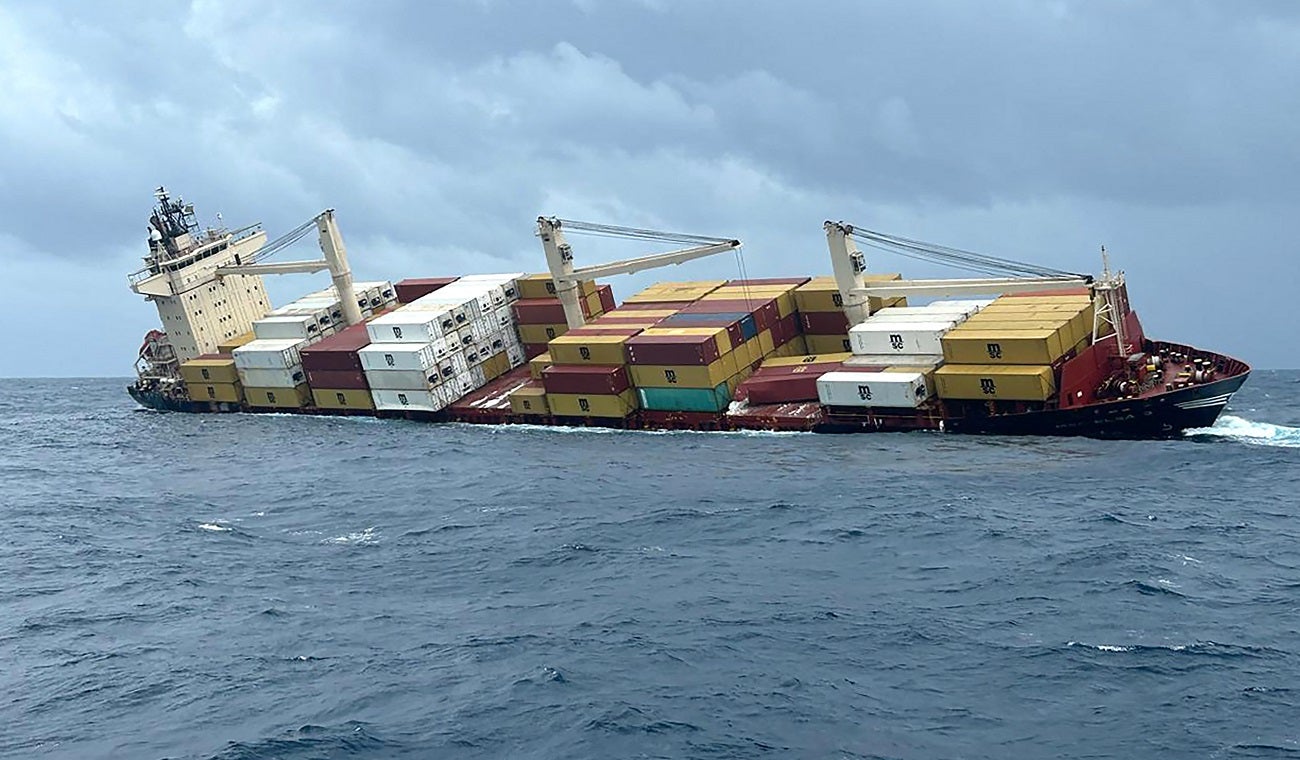 Carguero naufragado no traía mercancía de Temu a Colombia