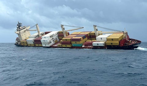 Carguero naufragado no traía mercancía de Temu a Colombia
