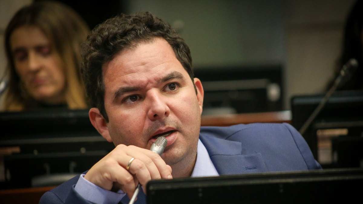 Carlos Meisiel, senador del Centro Democrático