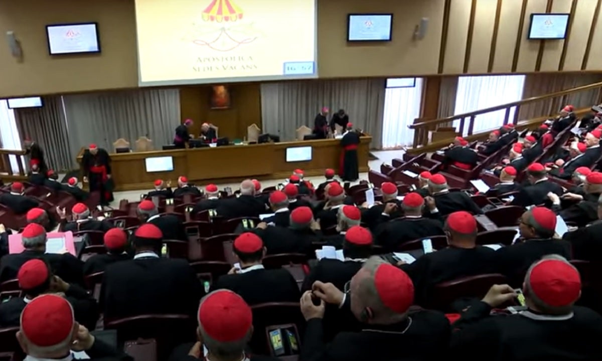 conclave cardenales