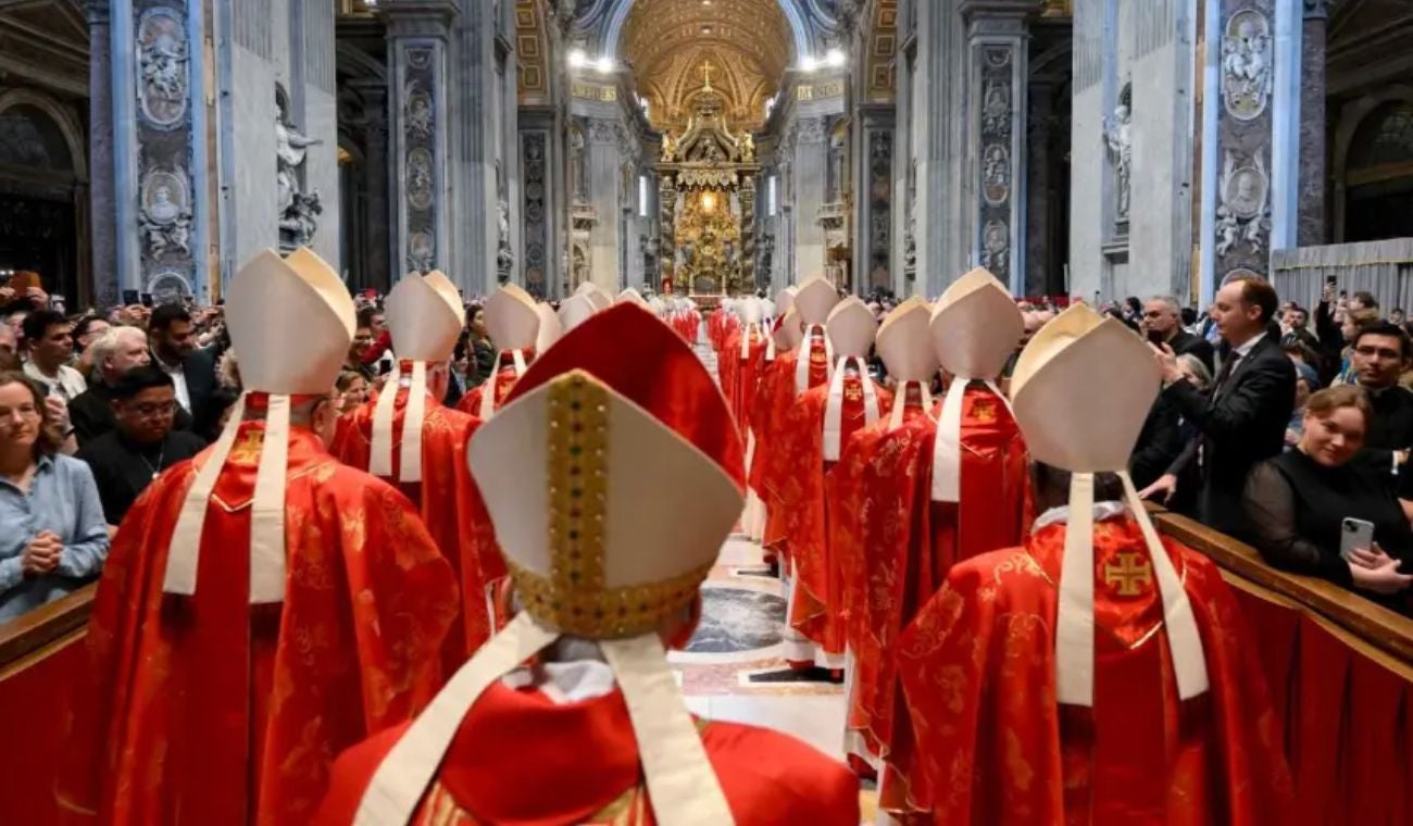 Cónclave en el Vaticano
