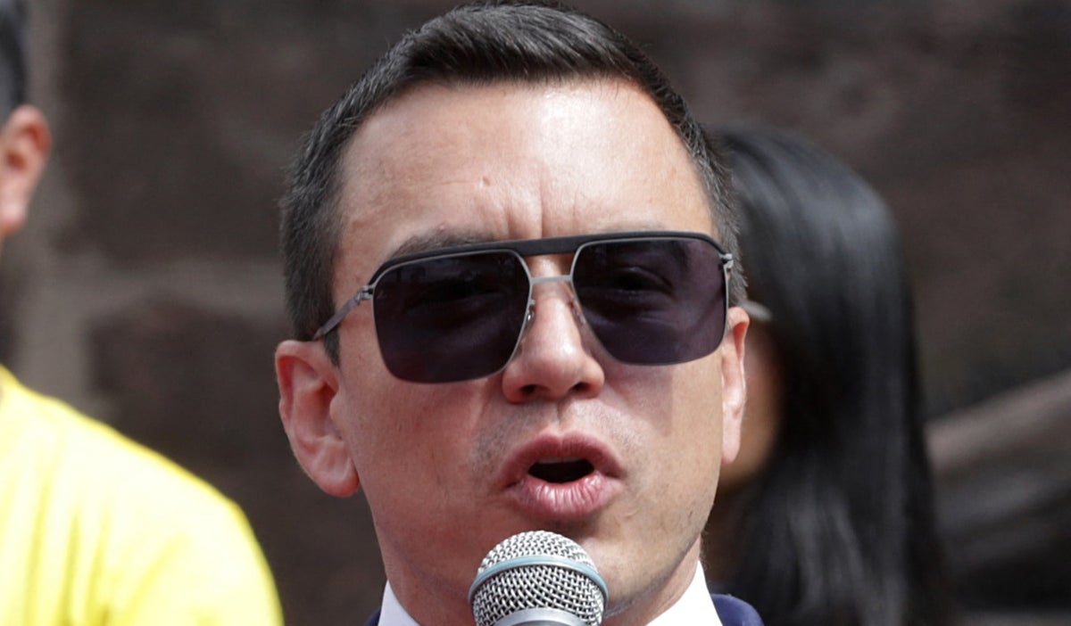 Daniel Noboa, presidente de Ecuador, reta a las mafias