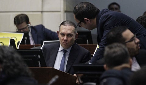 Efraín Cepeda demandará consulta popular si pasa por decreto