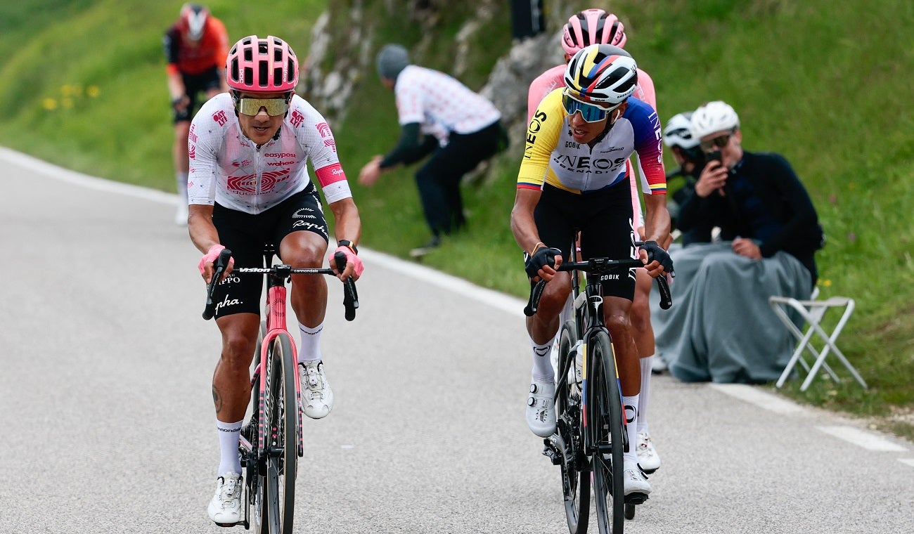 Egan Bernal y Richard Carapaz, en el Giro de Italia 2025