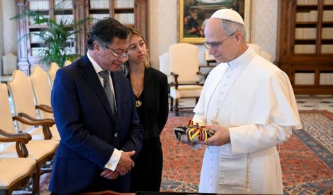 Encuentro del presidente Gustavo Petro con el papa León XIV