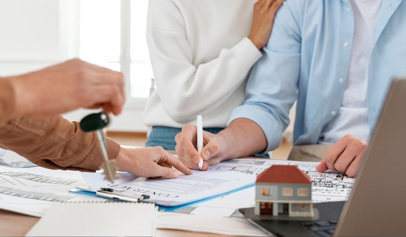 Cinco ERRORES al comprar su PRIMERA VIVIENDA en Colombia