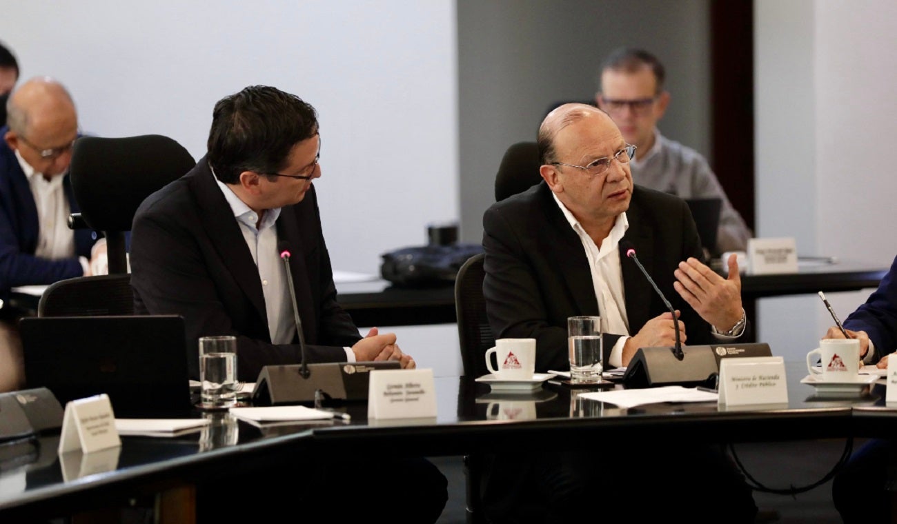 Germán Ávila Plazas, ministro de Hacienda