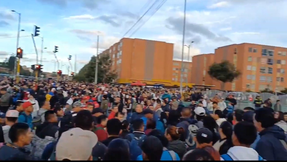 Usuarios de Transmilenio afectados