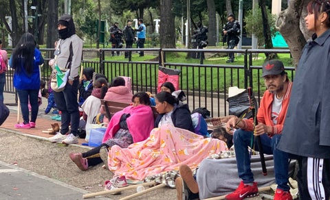 Indígenas en Parque Nacional