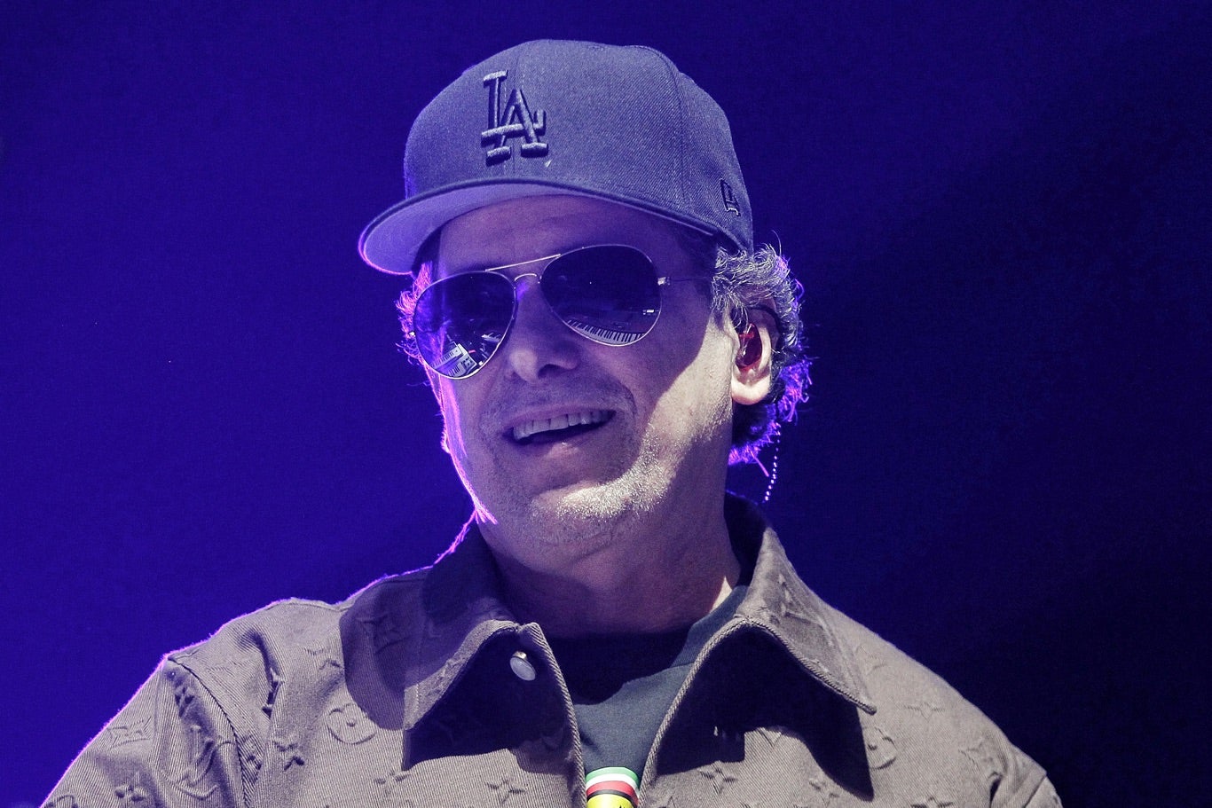 Calamaro repite gesto taurino en concierto en Bogotá
