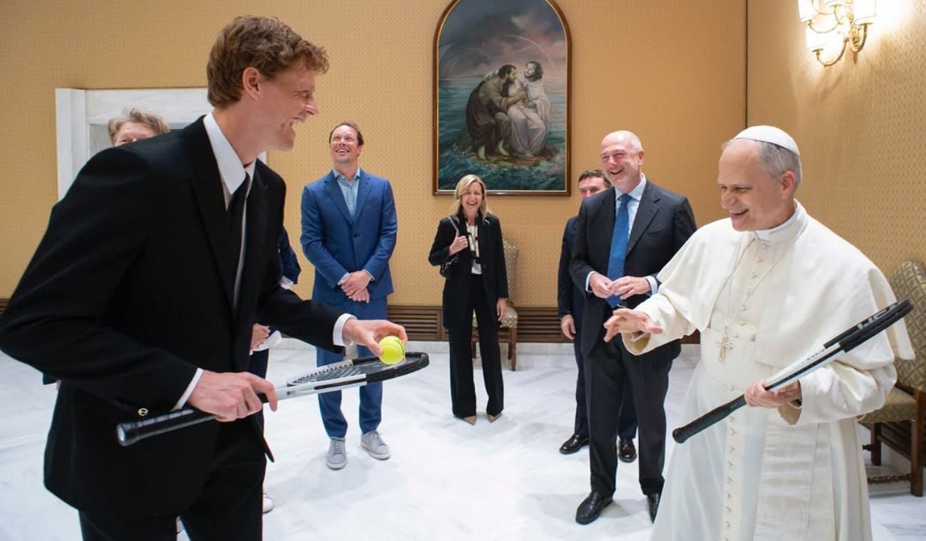 Jannik Sinner y papa León XIV