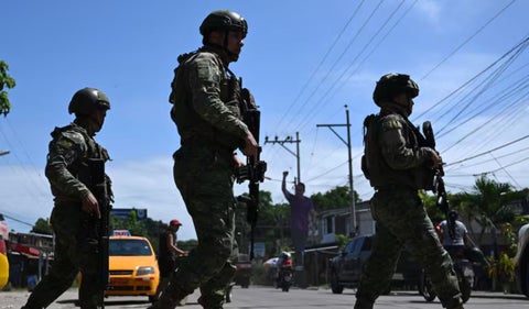 Militares ecuatorianos