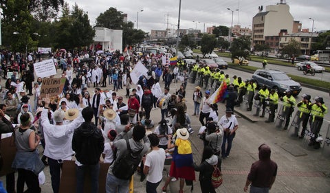 Policía dispone uniformados para paro de centrales obreras