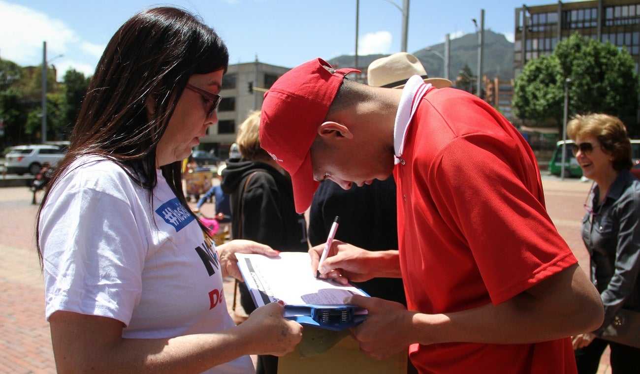 Recolección de firmas para candidatura