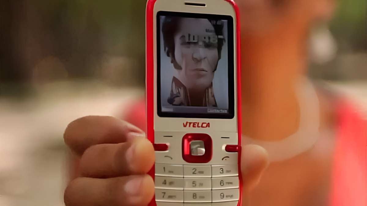 El VERGATARIO: la apuesta fallida de Chávez en CELULARES