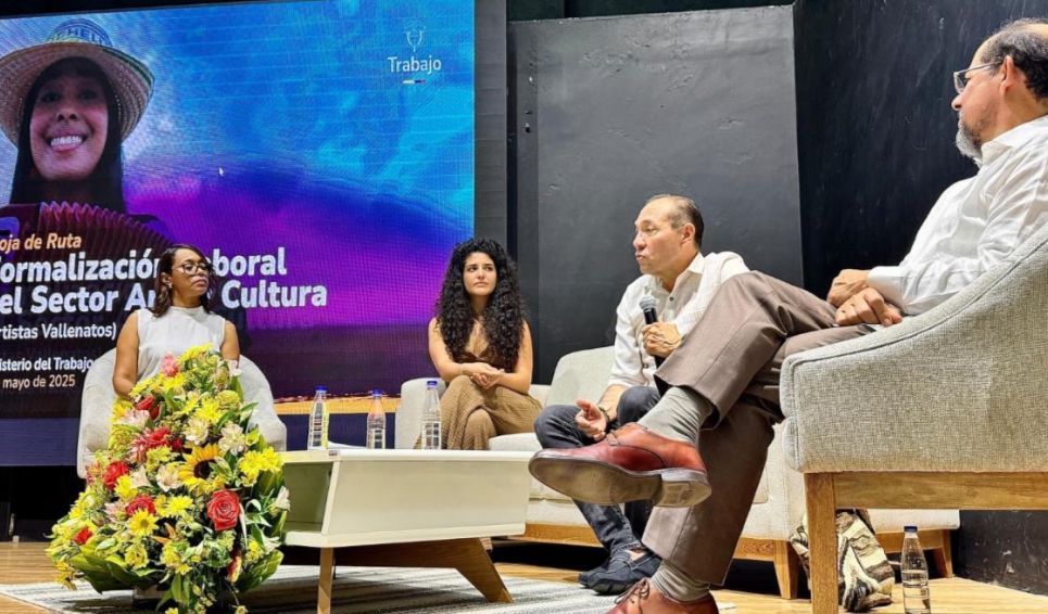 Ministra de Cultura, Yannai Kadamani