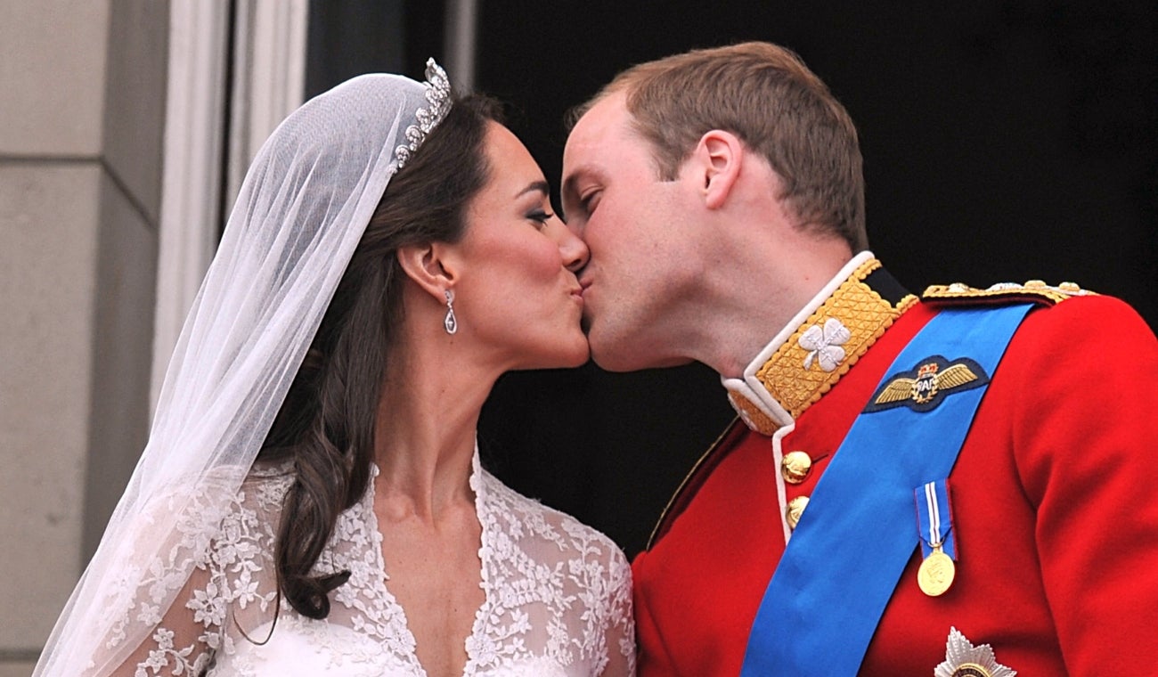 KATE y WILLIAM celebraron 14 años con un VIAJE ROMÁNTICO