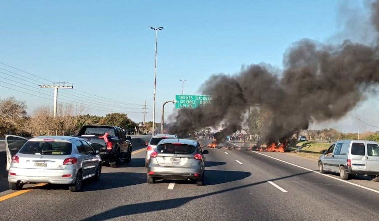 PROTESTAS en Argentina por fallo contra CRISTINA FERNÁNDEZ