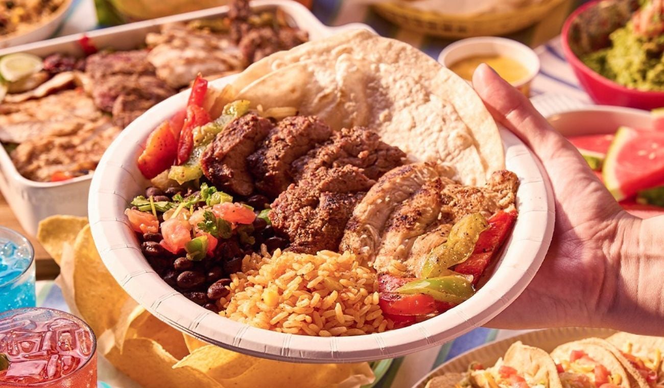 RESTAURANTE mexicanos se va a la QUIEBRA y cierra 40 sedes