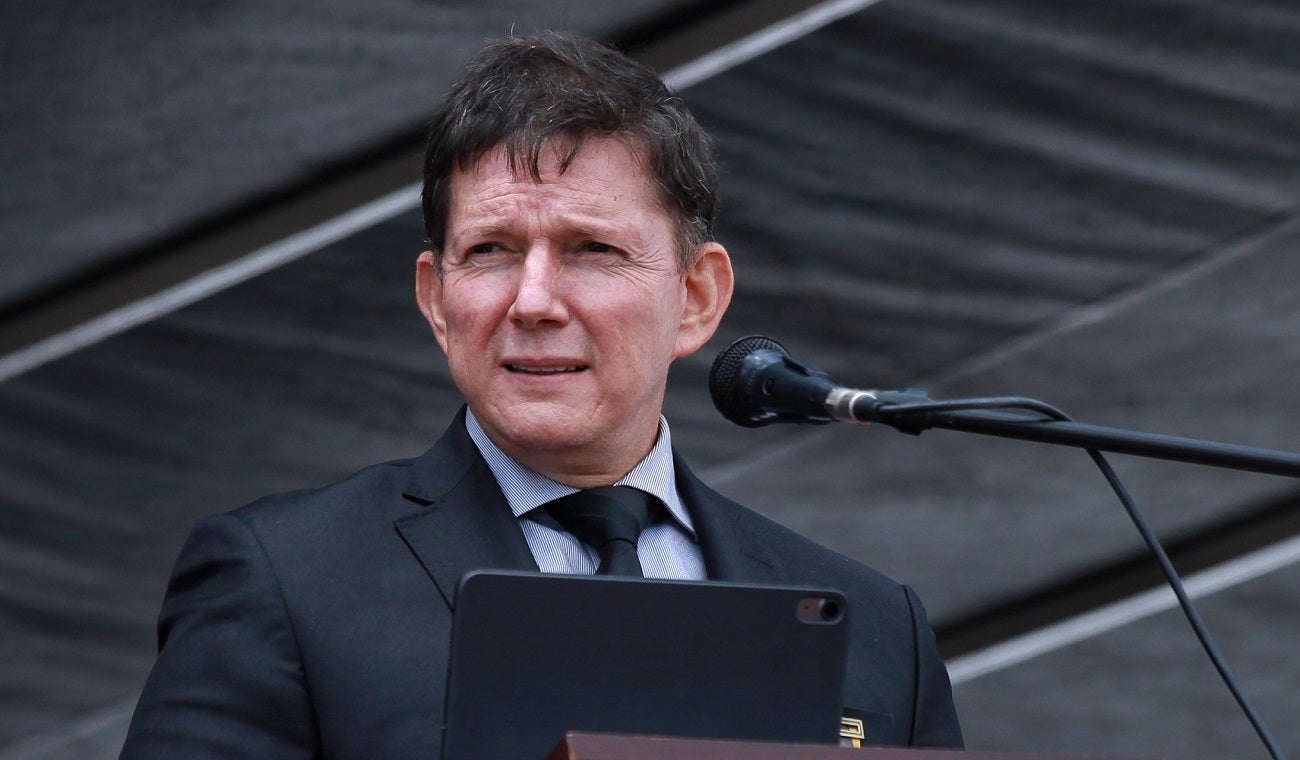 Exministro Wilson Ruiz anuncia demanda contra decreto de consulta popular