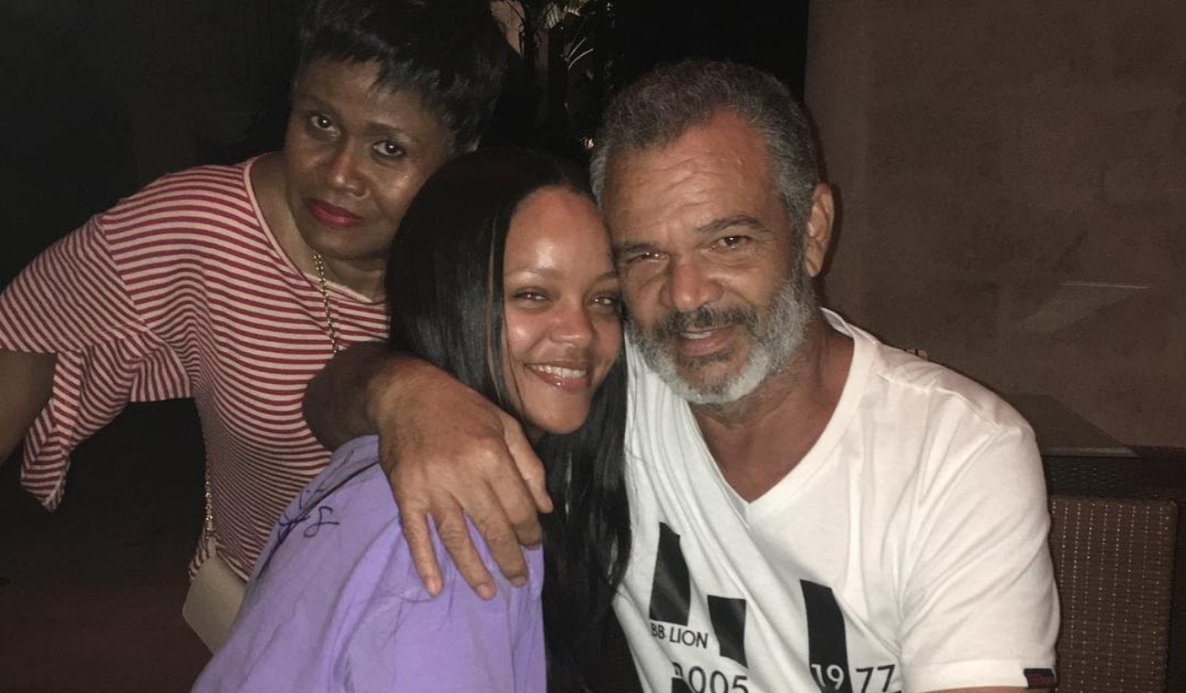 PAPÁ de RIHANNA MURIÓ: luchaba contra larga enfermedad