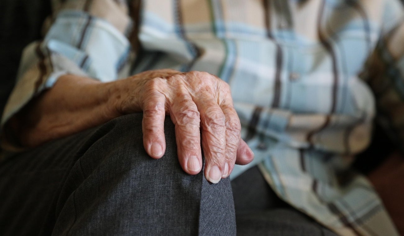 Este país ELEVA EDAD DE PENSIÓN: será a los 70 AÑOS