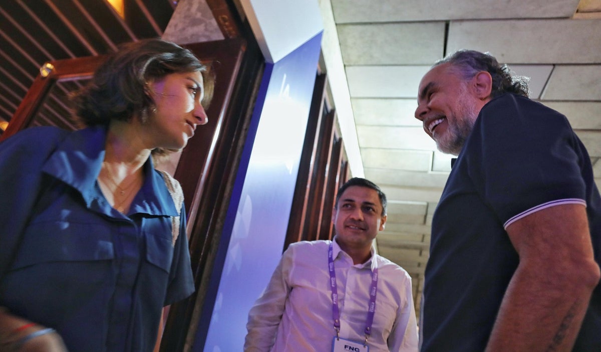 Reencuentro de Armando Benedetti y Laura Sarabia