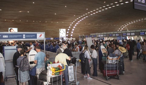 Restricciones en los aeropuertos para viajes a EEUU
