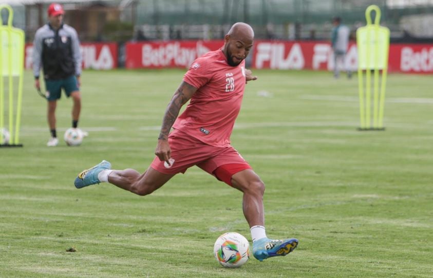 Santa Fe se prepara para la primera final del fútbol colombiano 