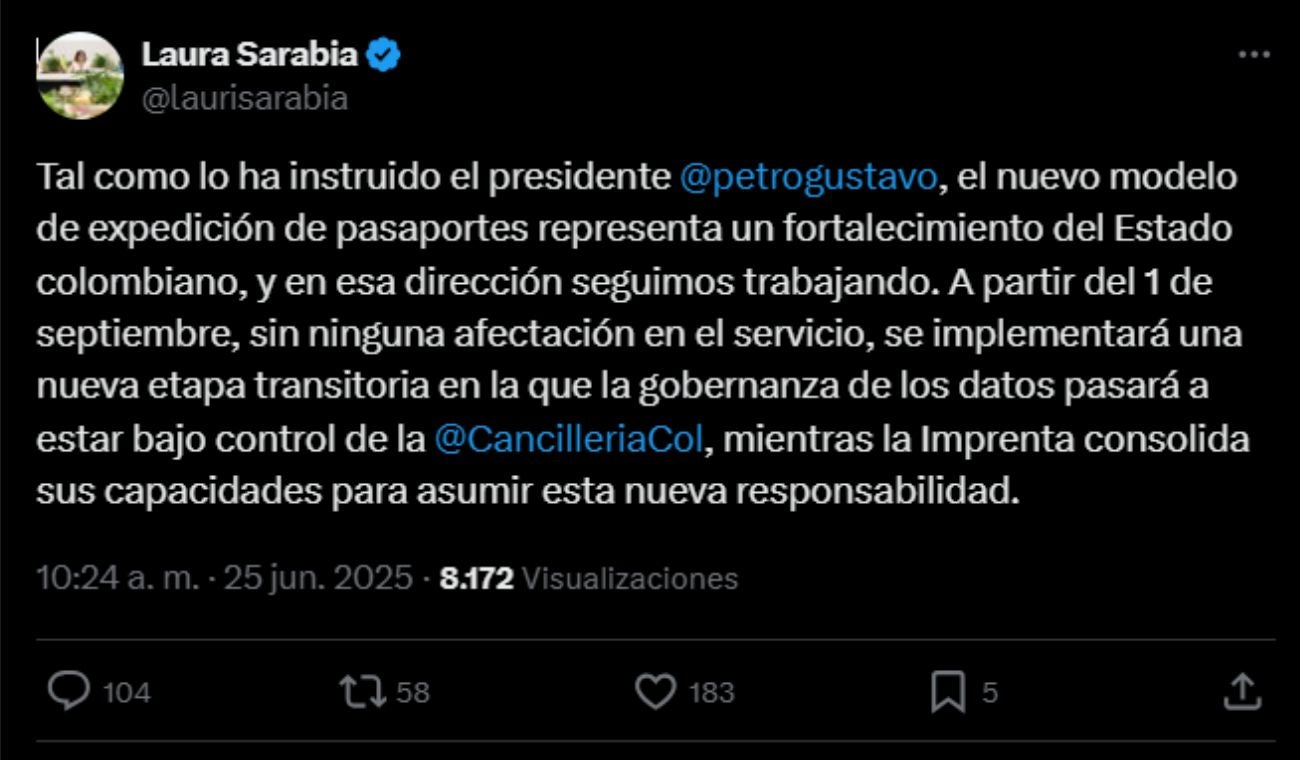 Laura Sarabia pasaportes